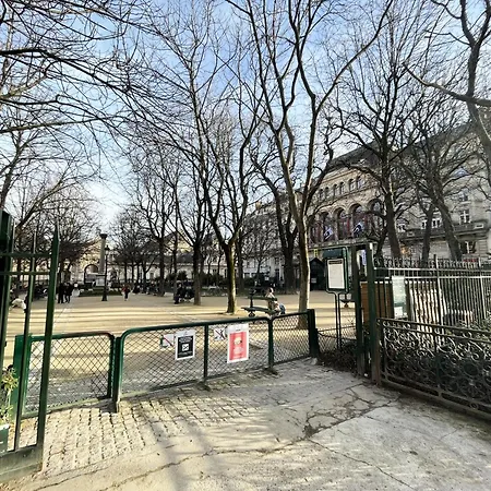 Urban Flat 89 - Charming Flat Apartament *